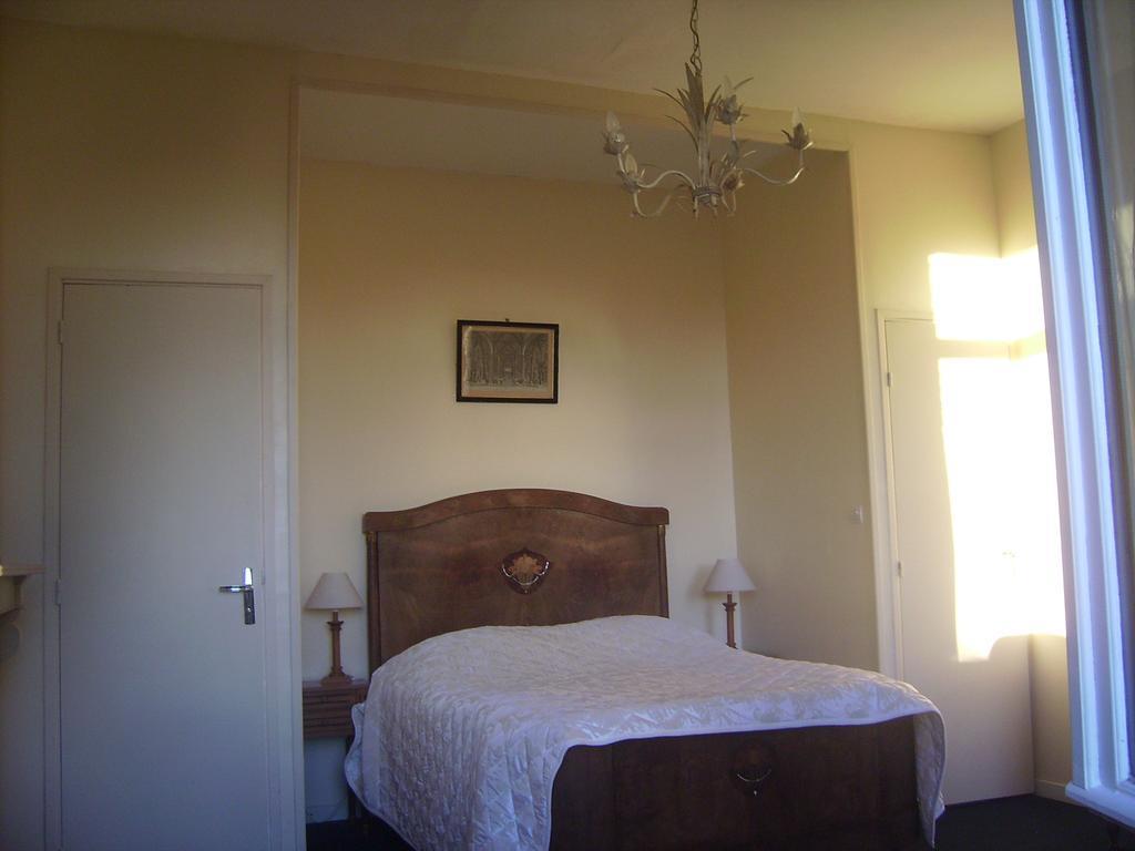 Chambres D'Hotes & Gites Du Chateau De Grand Rullecourt Phòng bức ảnh